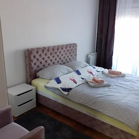 Apartment Stan Na Dan Vrsac